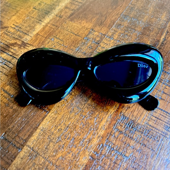 Dior Accessories - Black Round Dior Sunglass